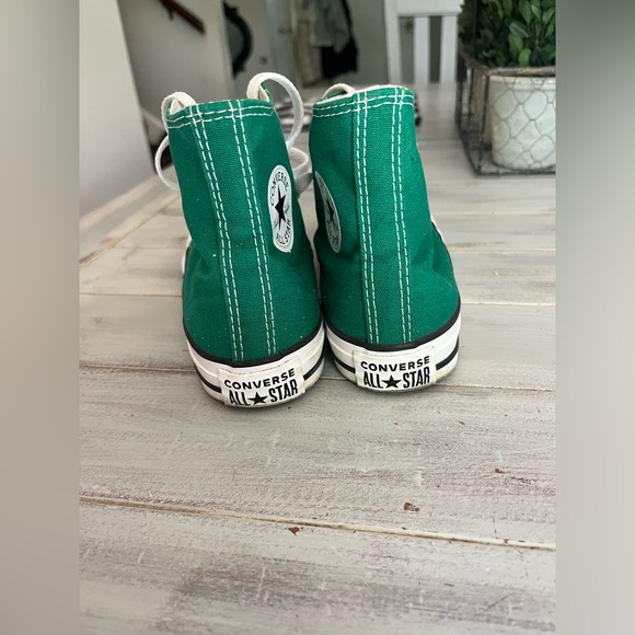 high top green converse - Picture 3 of 3